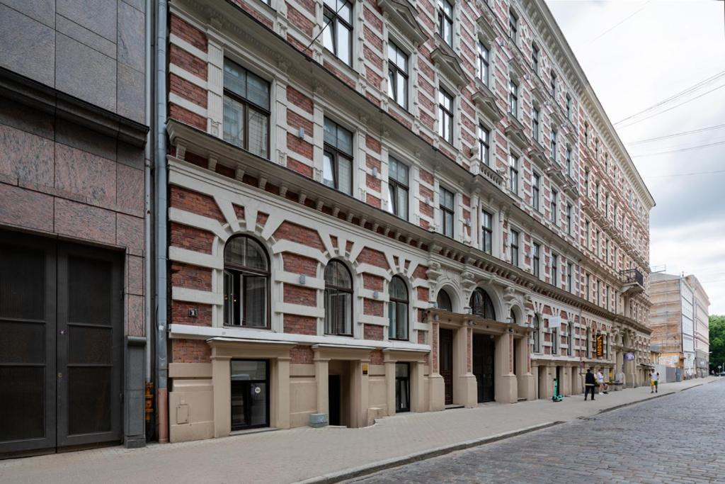 Kalnina Street Studio Apartment Рига Экстерьер фото